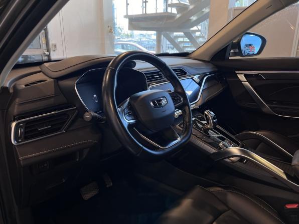 Geely Atlas Pro с пробегом 2023 года, цена 2 440 000 рублей, 58768 км, внедорожник, Автокод Объявления