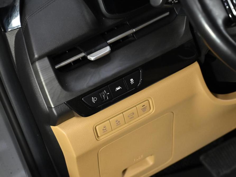 Kia Carnival IV Москва  - изображение 16