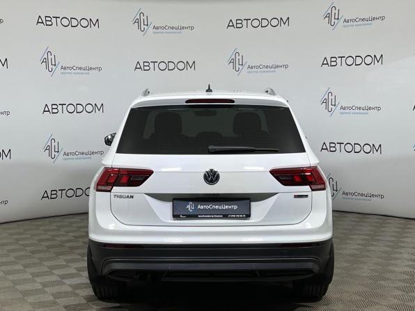 Volkswagen Tiguan II с пробегом 2018 года, цена 2 330 000 рублей, 155000 км, внедорожник, Автокод Объявления
