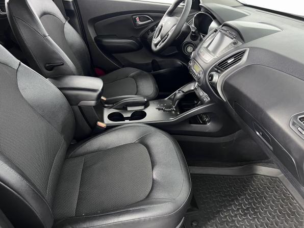 Hyundai ix35 I Рестайлинг с пробегом 2015 года, цена 1 450 000 рублей, 170650 км, внедорожник, Автокод Объявления