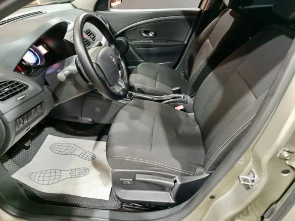 Renault Megane III Рестайлинг с пробегом 2014 года, цена 710 000 рублей, 182274 км, хэтчбек, Автокод Объявления