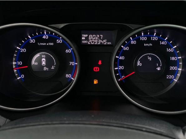 Hyundai ix35 I Рестайлинг с пробегом 2014 года, цена 1 110 000 рублей, 202345 км, внедорожник, Автокод Объявления