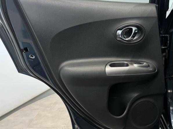 Nissan Juke I с пробегом 2012 года, цена 950 000 рублей, 174791 км, внедорожник, Автокод Объявления