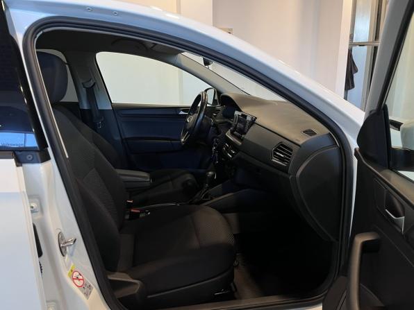 Volkswagen Polo VI с пробегом 2022 года, цена 1 610 000 рублей, 88626 км, лифтбек, Автокод Объявления