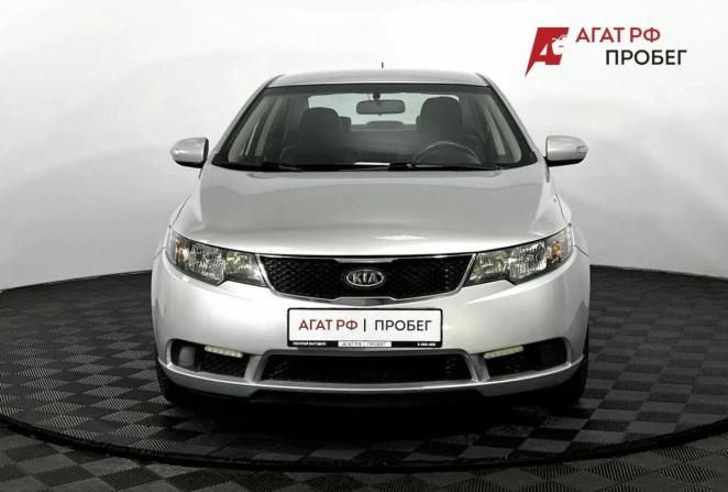 Kia Cerato II с пробегом 2010 года, цена 900 000 рублей, 85372 км, седан, Автокод Объявления