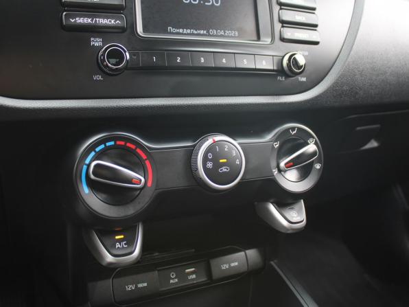 Kia Rio IV с пробегом 2020 года, цена 1 549 000 рублей, 54200 км, седан, Автокод Объявления
