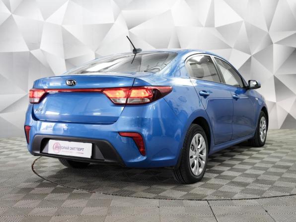 Kia Rio IV с пробегом 2018 года, цена 885 000 рублей, 217000 км, седан, Автокод Объявления