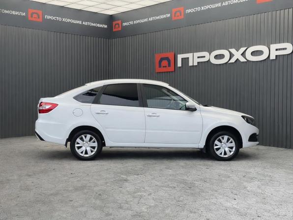 Lada (ВАЗ) Granta I Рестайлинг с пробегом 2023 года, цена 827 000 рублей, 28400 км, лифтбек, Автокод Объявления