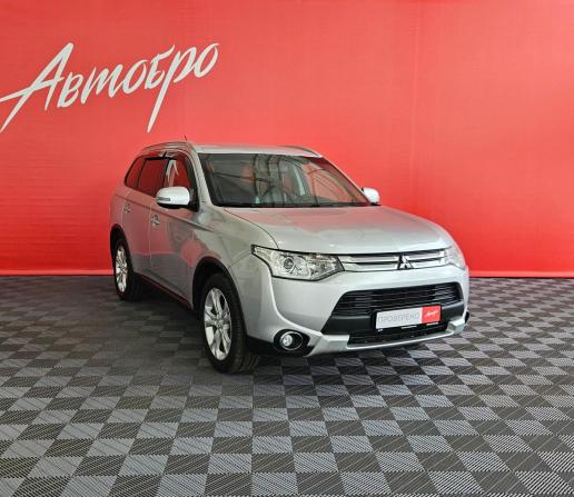Mitsubishi Outlander III с пробегом 2014 года, цена 1 435 000 рублей, 150000 км, внедорожник, Автокод Объявления