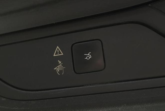 Citroen C4 Picasso II Рестайлинг с пробегом 2018 года, цена 1 100 000 рублей, 174384 км, компактвэн, Автокод Объявления
