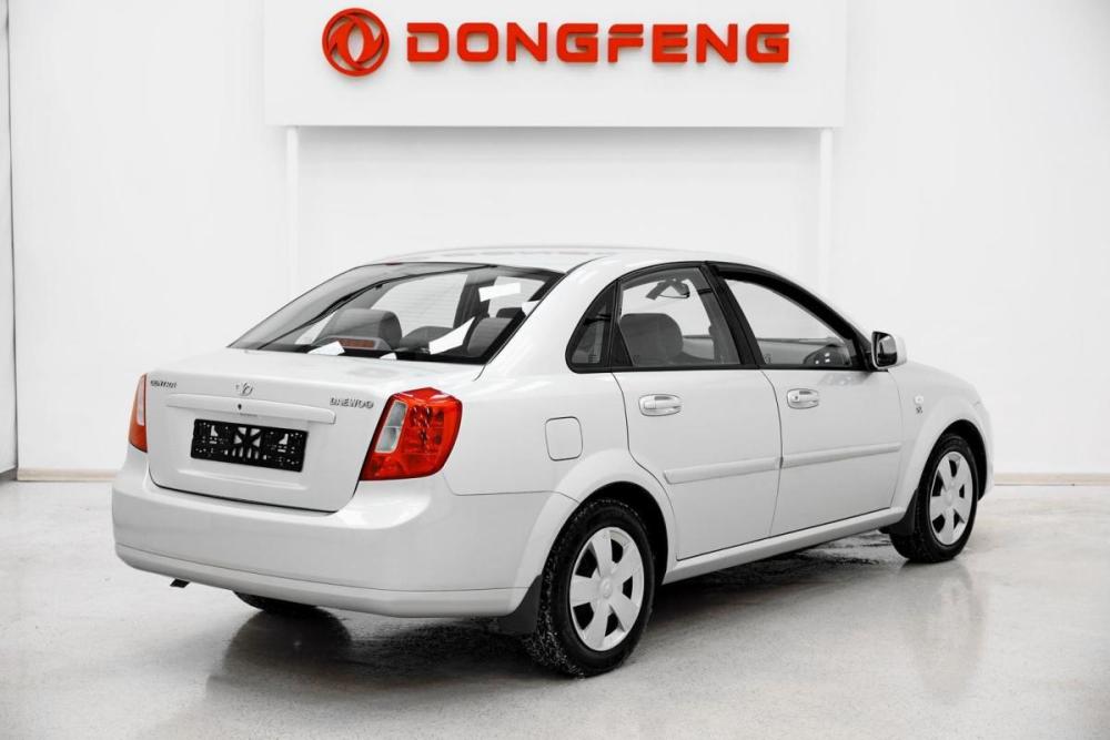 Daewoo Gentra II Москва  - изображение 2