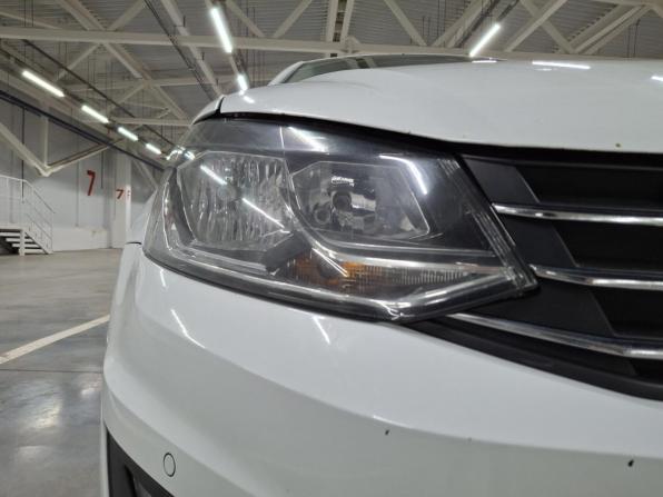Volkswagen Polo V Рестайлинг с пробегом 2019 года, цена 1 099 000 рублей, 144071 км, седан, Автокод Объявления