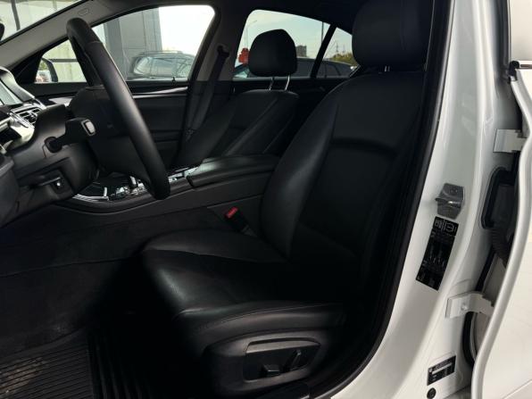 BMW 5 серии VI (F10/F11/F07) Рестайлинг с пробегом 2013 года, цена 2 190 000 рублей, 254900 км, седан, Автокод Объявления