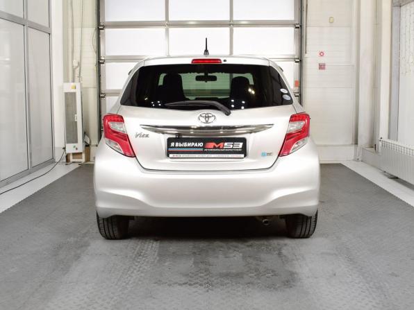 Toyota Vitz III (XP130) Рестайлинг с пробегом 2015 года, цена 749 995 рублей, 233747 км, хэтчбек, Автокод Объявления