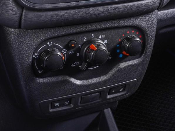 Renault Dokker I с пробегом 2018 года, цена 1 069 000 рублей, 119888 км, компактвэн, Автокод Объявления