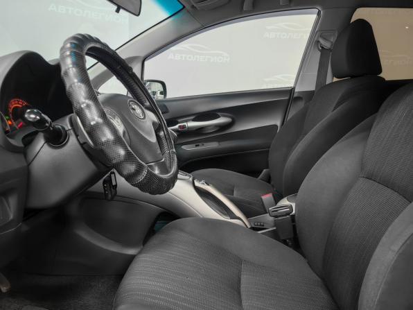 Toyota Auris I с пробегом 2007 года, цена 600 000 рублей, 303389 км, хэтчбек, Автокод Объявления