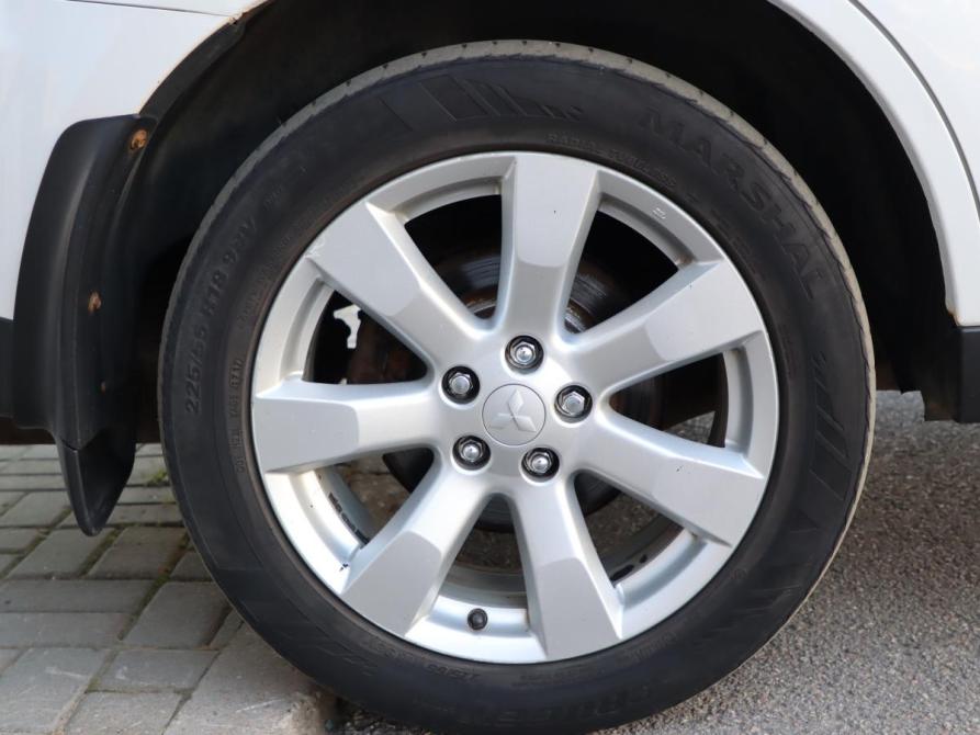 Mitsubishi Outlander II Рестайлинг Санкт-Петербург  - изображение 9
