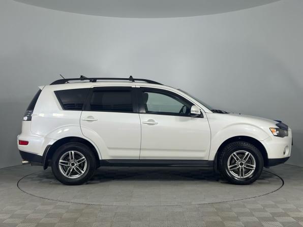 Mitsubishi Outlander II Рестайлинг с пробегом 2011 года, цена 960 000 рублей, 172122 км, внедорожник, Автокод Объявления