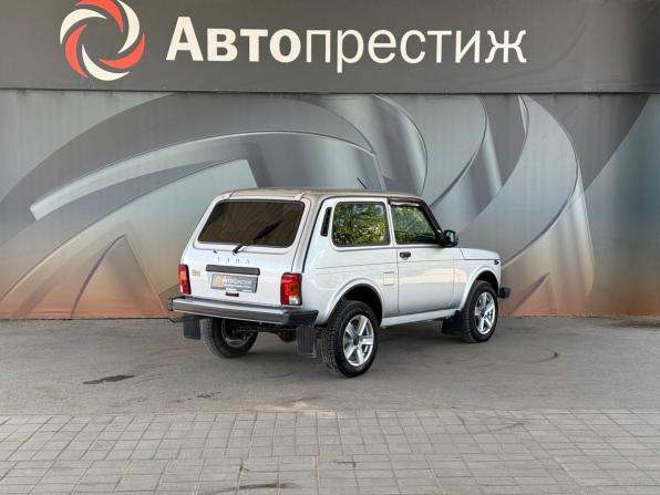 Lada (ВАЗ) Niva Legend с пробегом 2024 года, цена 890 000 рублей, 42343 км, внедорожник, Автокод Объявления