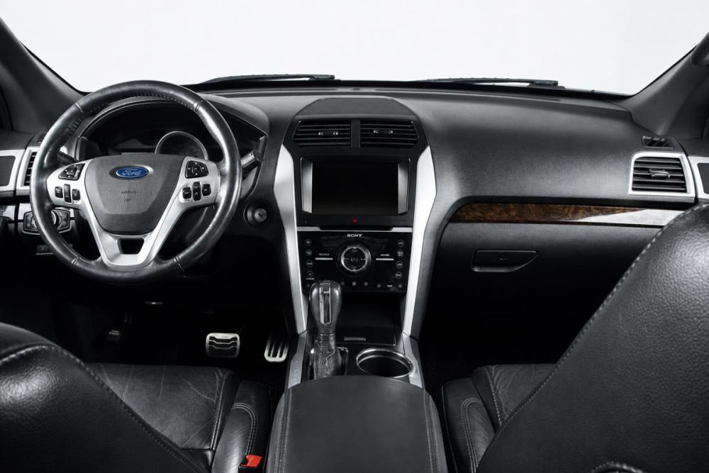 Ford Explorer V Челябинск  - изображение 11