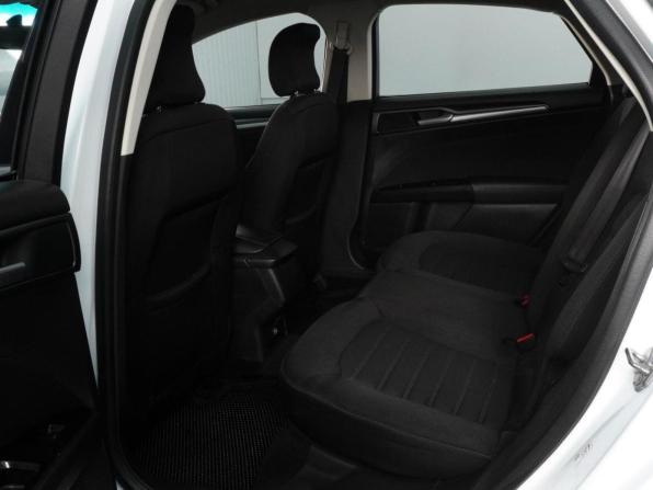 Ford Mondeo V с пробегом 2015 года, цена 1 455 000 рублей, 172332 км, седан, Автокод Объявления