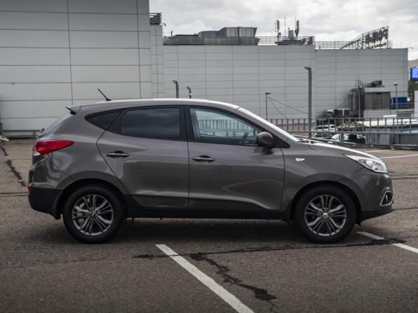 Hyundai ix35 I Рестайлинг с пробегом 2013 года, цена 1 200 000 рублей, 247386 км, внедорожник, Автокод Объявления