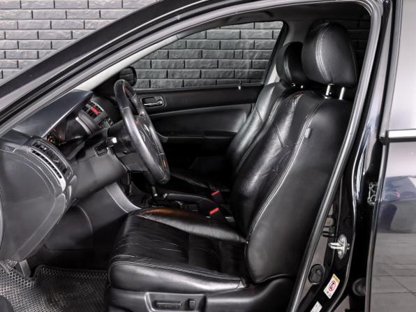 Honda Accord VII Рестайлинг с пробегом 2007 года, цена 950 000 рублей, 281947 км, седан, Автокод Объявления