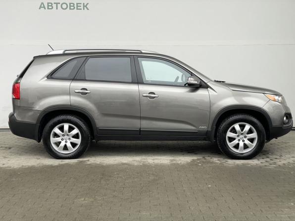 Kia Sorento II Рестайлинг с пробегом 2012 года, цена 1 697 000 рублей, 103874 км, внедорожник, Автокод Объявления
