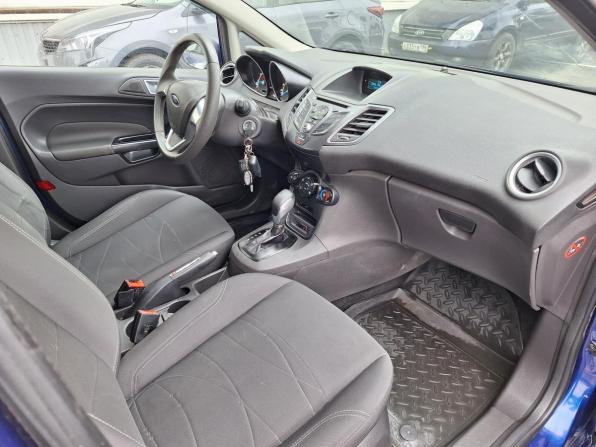 Ford Fiesta Mk6 Рестайлинг с пробегом 2015 года, цена 785 000 рублей, 156826 км, хэтчбек, Автокод Объявления