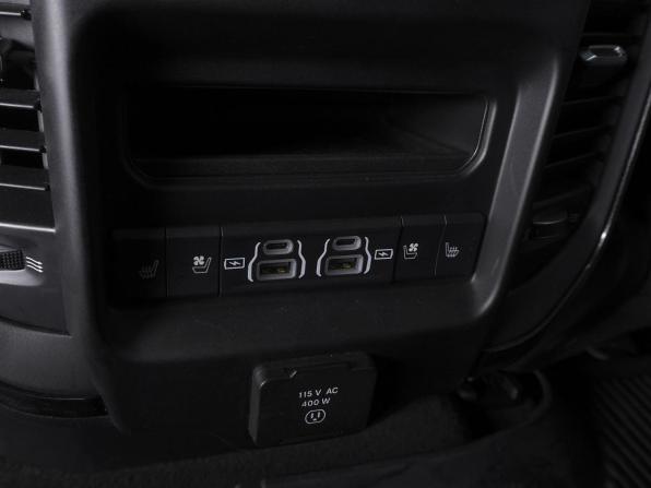 Ram 1500 V с пробегом 2023 года, цена 13 900 000 рублей, 22145 км, offers.body_type.unknown, Автокод Объявления