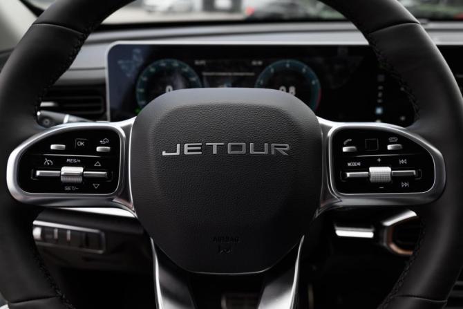 JETOUR X70+ I Рестайлинг с пробегом 2025 года, цена 2 899 000 рублей, 6 км, внедорожник, Автокод Объявления