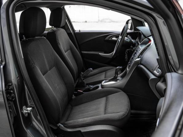 Opel Astra J с пробегом 2011 года, цена 799 000 рублей, 109107 км, хэтчбек, Автокод Объявления