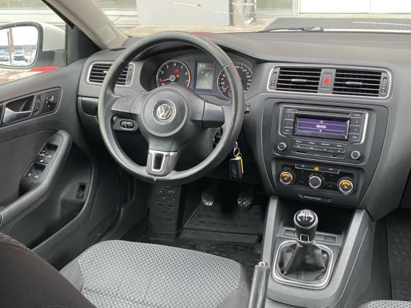 Volkswagen Jetta VI с пробегом 2013 года, цена 650 000 рублей, 291069 км, седан, Автокод Объявления