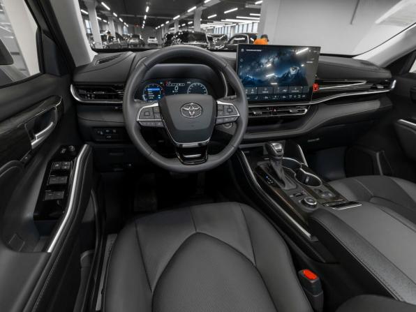 Toyota Highlander IV (XU70) с пробегом 2025 года, цена 5 600 000 рублей, 30 км, внедорожник, Автокод Объявления