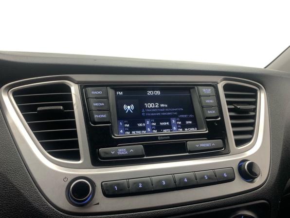 Hyundai Solaris II Рестайлинг с пробегом 2020 года, цена 1 049 000 рублей, 141113 км, седан, Автокод Объявления