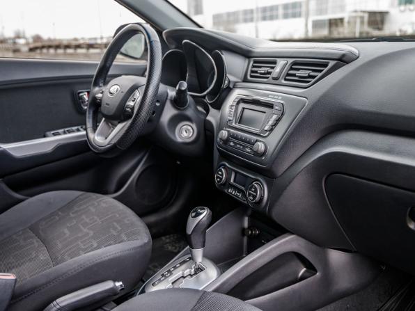 Kia Rio III с пробегом 2013 года, цена 918 000 рублей, 144199 км, хэтчбек, Автокод Объявления