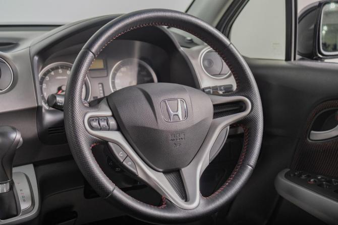 Honda Stream II Рестайлинг с пробегом 2009 года, цена 1 249 000 рублей, 152800 км, компактвэн, Автокод Объявления