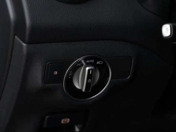 Mercedes-Benz GLA I (X156) Рестайлинг с пробегом 2019 года, цена 2 970 111 рублей, 41944 км, внедорожник, Автокод Объявления