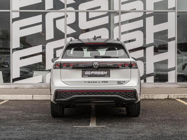 Volkswagen Tiguan III (China Market) с пробегом 2026 года, цена 4 940 000 рублей, 88 км, внедорожник, Автокод Объявления