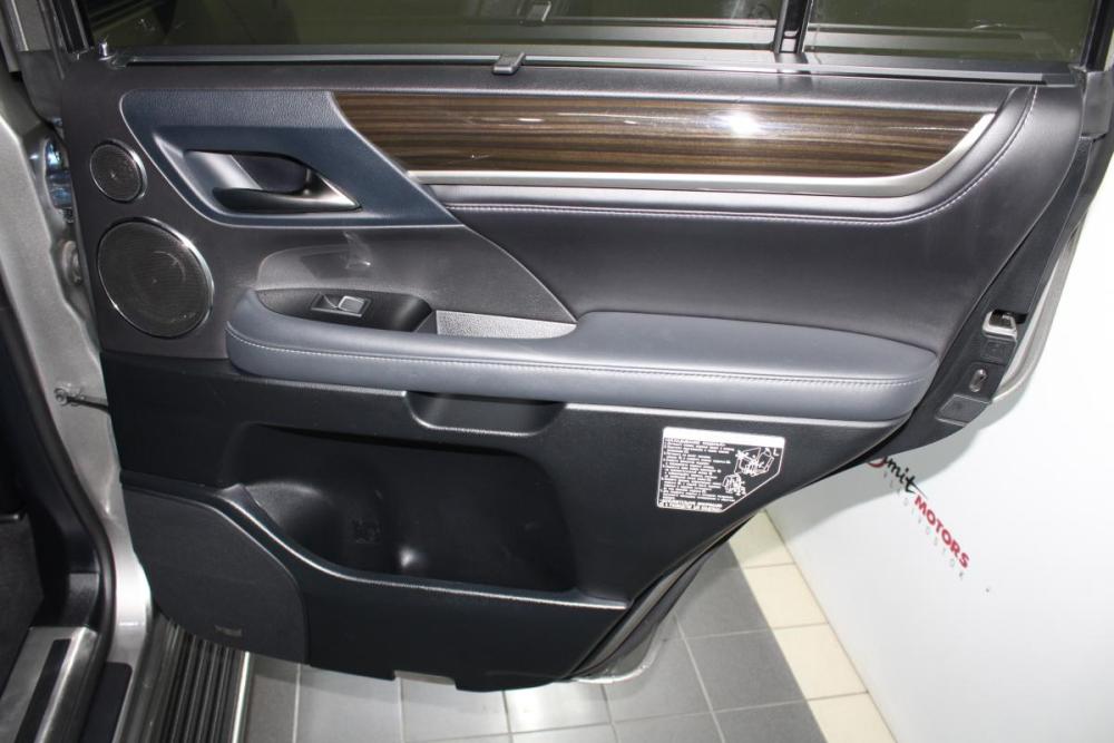Lexus LX III Рестайлинг 2 Владивосток  - изображение 15