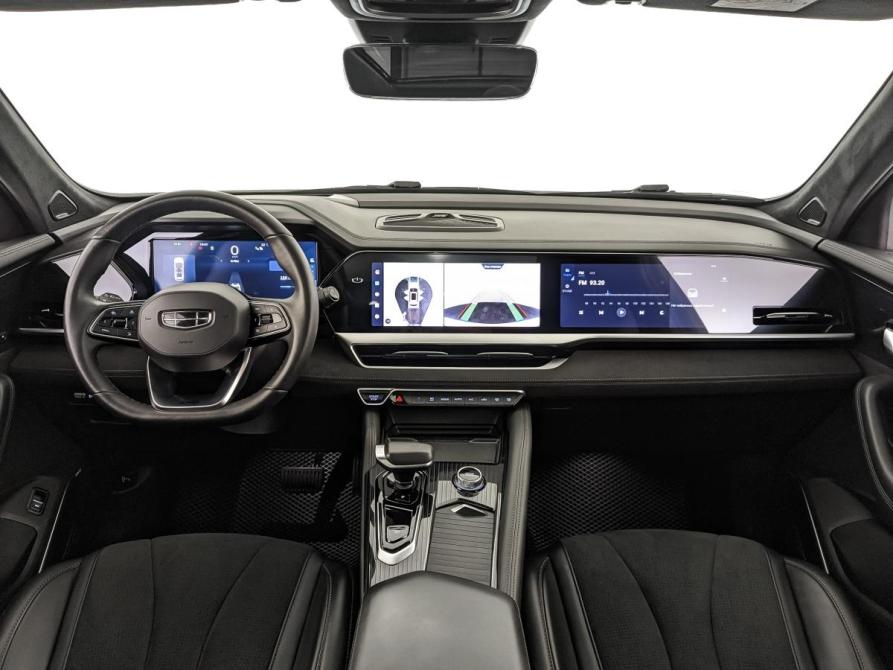 Geely Monjaro I Москва  - изображение 14