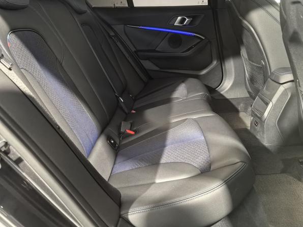 BMW 1 серии III (F40) с пробегом 2021 года, цена 2 699 000 рублей, 61887 км, хэтчбек, Автокод Объявления