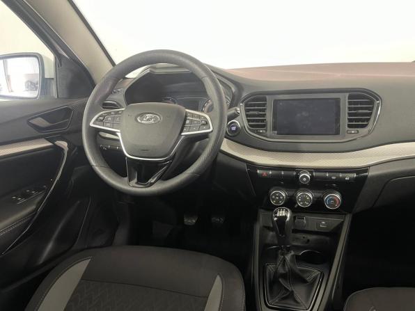 Lada (ВАЗ) Vesta I Рестайлинг (NG) с пробегом 2023 года, цена 1 260 000 рублей, 50787 км, седан, Автокод Объявления