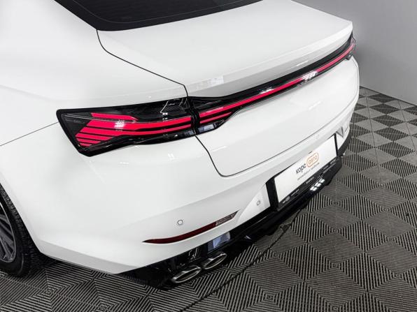 Geely Preface I с пробегом 2024 года, цена 2 388 000 рублей, 28755 км, седан, Автокод Объявления