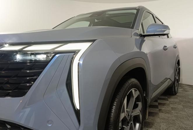 Geely Atlas II с пробегом 2025 года, цена 3 050 000 рублей, 5756 км, внедорожник, Автокод Объявления