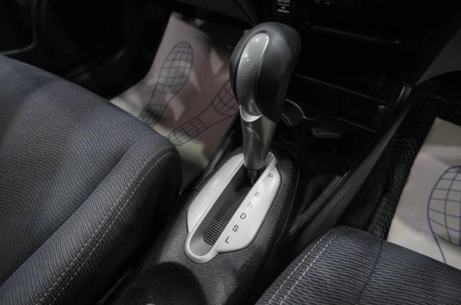 Honda Insight II с пробегом 2010 года, цена 849 000 рублей, 185000 км, хэтчбек, Автокод Объявления