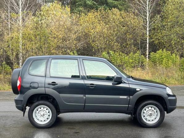 Chevrolet Niva I Рестайлинг с пробегом 2018 года, цена 840 000 рублей, 70000 км, внедорожник, Автокод Объявления