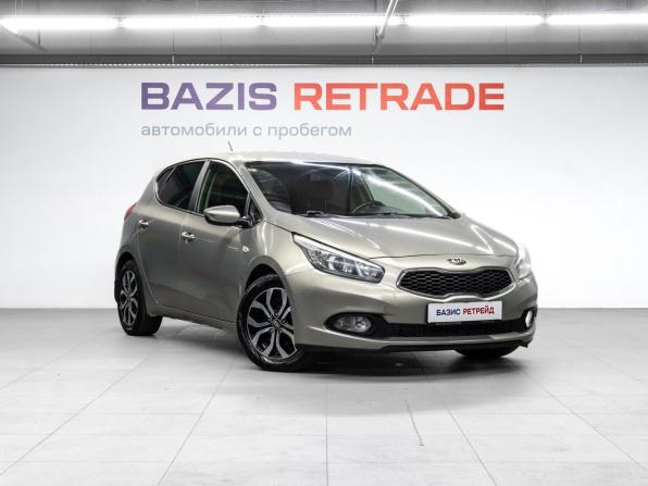 Kia Ceed II с пробегом 2015 года, цена 1 050 000 рублей, 168690 км, хэтчбек, Автокод Объявления