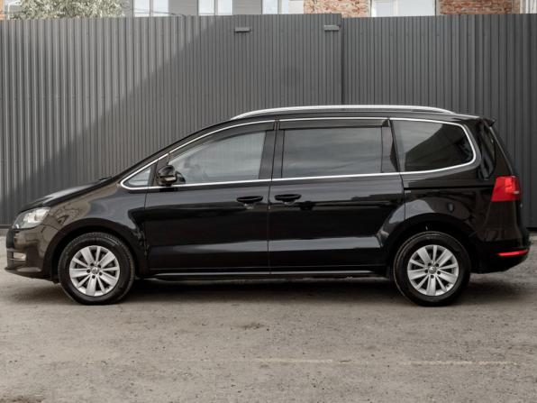 Volkswagen Sharan II с пробегом 2011 года, цена 1 300 000 рублей, 139900 км, минивэн, Автокод Объявления