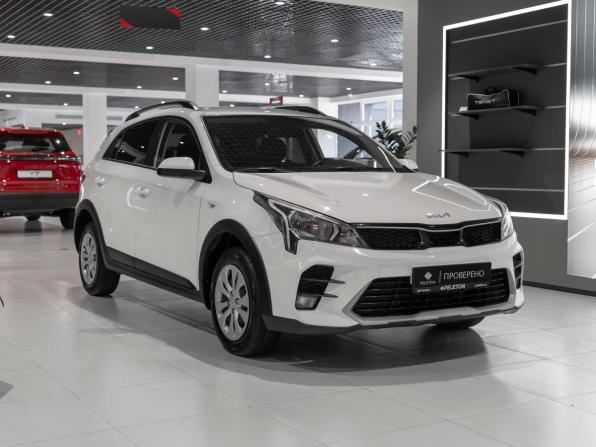 Kia Rio IV Рестайлинг с пробегом 2021 года, цена 1 595 000 рублей, 60091 км, хэтчбек, Автокод Объявления